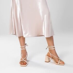 CREAM STRAPPY HEEL SANDALS